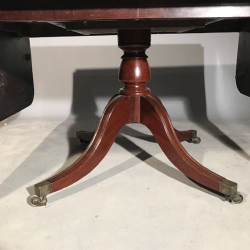 8 SEATER REGENCY DINING TABLE - ADDITIONAL PHOTO 9
