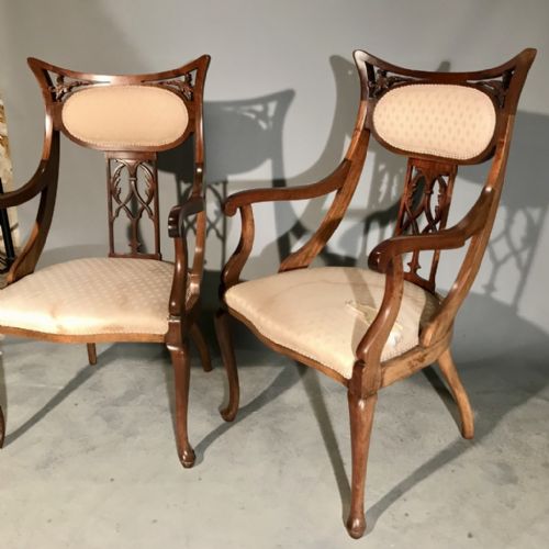 PAIR OF ARTS AND CRAFTS ELBOW ARMCHAIRS - ADDITIONAL PHOTO 1