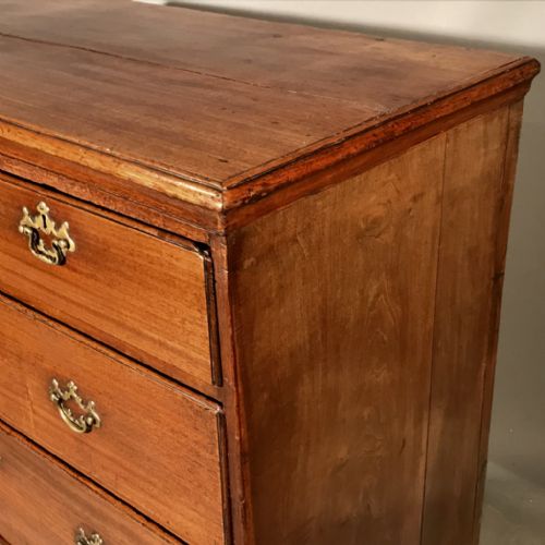 GEORGIAN 2 OVER 3 CHEST OF DRAWERS - ADDITIONAL PHOTO 1