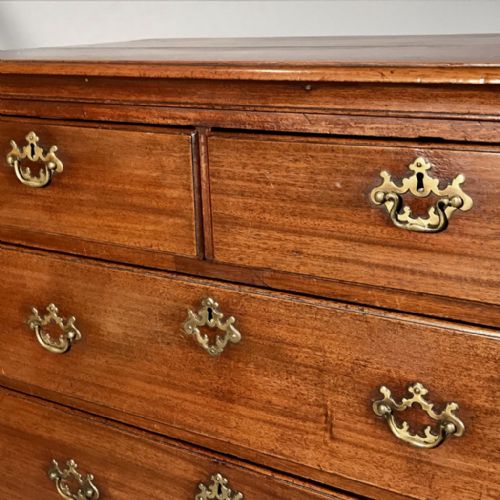 GEORGIAN 2 OVER 3 CHEST OF DRAWERS - ADDITIONAL PHOTO 6