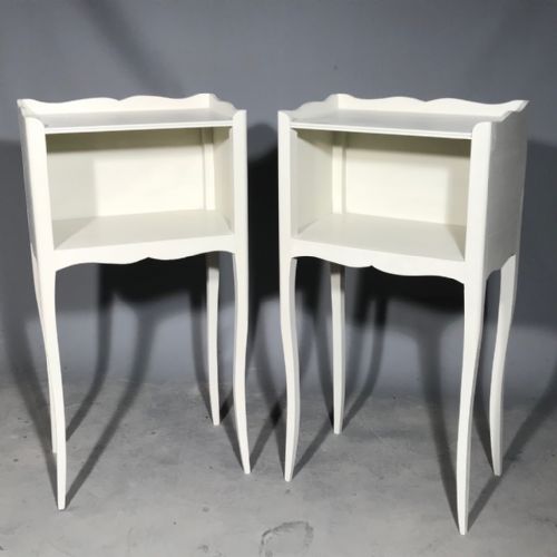 PAIR OF FRENCH PAINTED SIDE TABLES - ADDITIONAL PHOTO 3