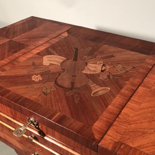 RARE FRENCH WALNUT LIFT TOP DRESSING TABLE - ADDITIONAL PHOTO 2