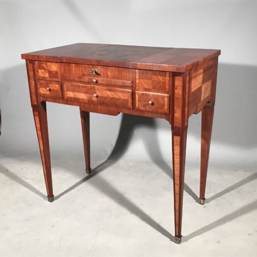 RARE FRENCH WALNUT LIFT TOP DRESSING TABLE - ADDITIONAL PHOTO 5