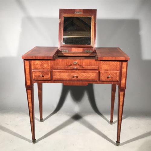 rare french walnut lift top dressing table - CATEGORY: ANTIQUE DRESSING TABLES - DATED 1900