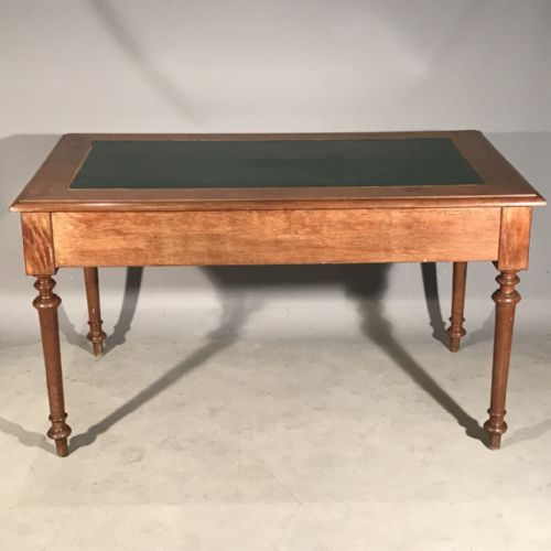 GOOD SIZE VICTORIAN OAK DESK - ADDITIONAL PHOTO 6