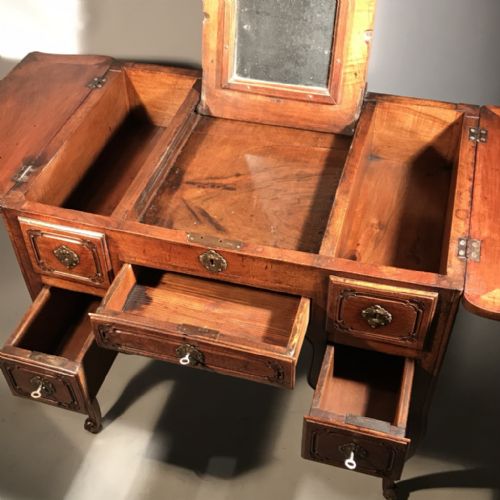 RARE EARLY C19TH LIFT TOP DRESSING TABLE IN OAK - ADDITIONAL PHOTO 4