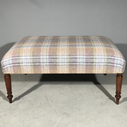 VICTORIAN CENTRE FOOTSTOOL IN TARTAN PLAID - ADDITIONAL PHOTO 3