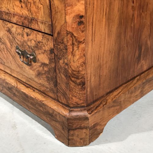 SMALL FRENCH BURR WALNUT COMMODE - ADDITIONAL PHOTO 1