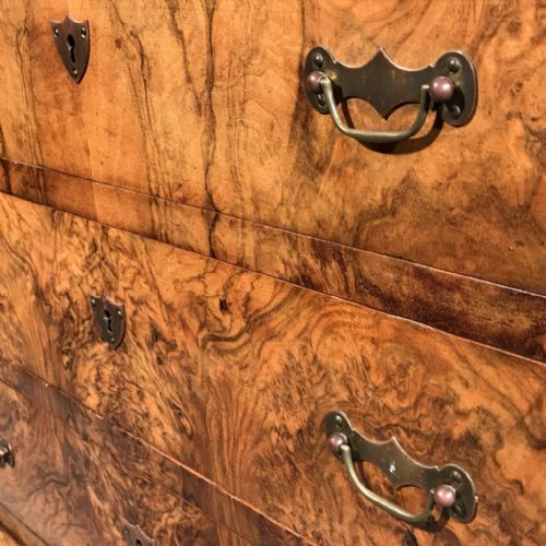 SMALL FRENCH BURR WALNUT COMMODE - ADDITIONAL PHOTO 2