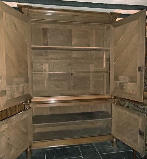 RARE LARGE FRENCH OAK EMPIRE HOUSEKEEPERS CUPBOARD - ADDITIONAL PHOTO 4