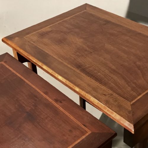 LARGE NEST OF FOUR MAHOGANY TABLES - ADDITIONAL PHOTO 5