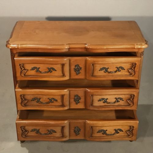 SMALL SIZE FRENCH CHERRY CHEST OF DRAWERS - ADDITIONAL PHOTO 4