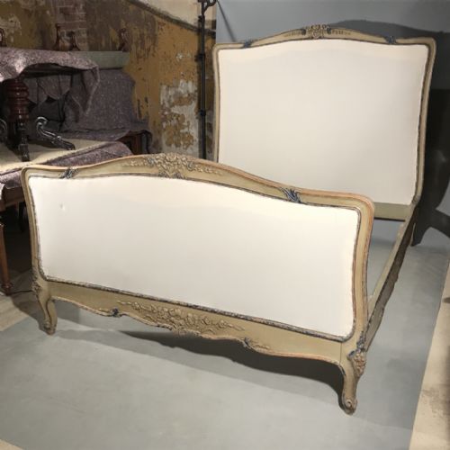 impressive french kingsize painted bed - CATEGORY: ANTIQUE BEDS - DATED 19TH CENTURY