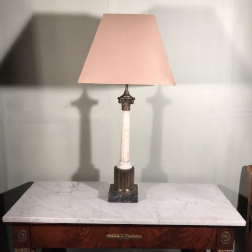 MARBLE COLUMN CORINTHIAN STYLE LAMP - ADDITIONAL PHOTO 3