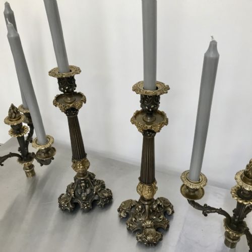 PAIR OF GILT BRONZE CONVERTING CANDELABRA CANDLESTICKS - ADDITIONAL PHOTO 1