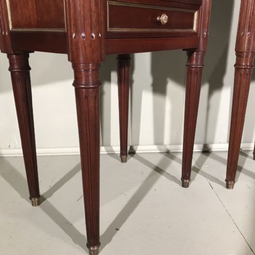 PAIR OF FRENCH MAHOGANY AND BRASS INLAID BEDSIDE TABLES - ADDITIONAL PHOTO 8