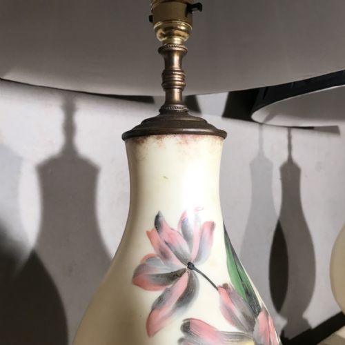 PAIR OF FRENCH FLORAL PAINTED GLASS LAMPS - ADDITIONAL PHOTO 1