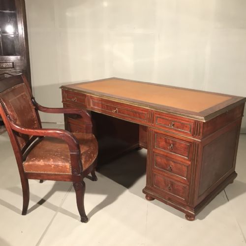 exceptional large french desk with slides - CATEGORY: ANTIQUE DESKS - DATED 1880
