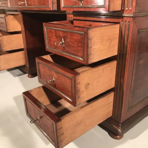 EXCEPTIONAL LARGE FRENCH DESK WITH SLIDES - ADDITIONAL PHOTO 10