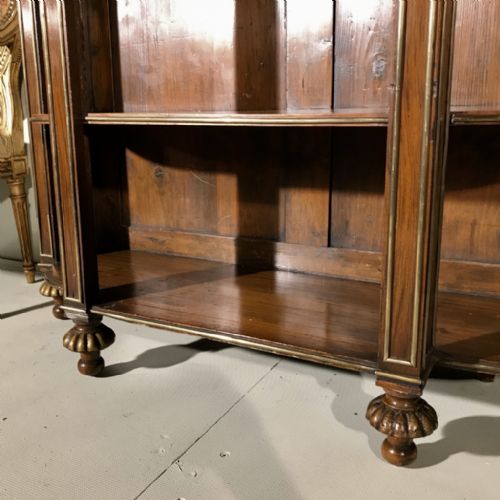 REGENCY STYLE LOW BREAKFRONT BOOKCASE WITH BRASS INLAY - ADDITIONAL PHOTO 3