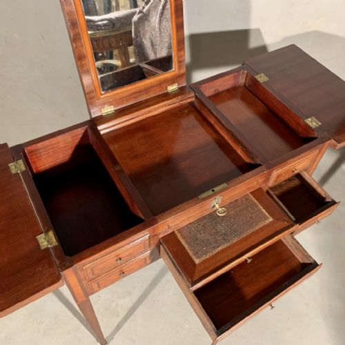 FRENCH DRESSING TABLE WITH LIFT MIRROR - ADDITIONAL PHOTO 2