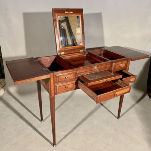 FRENCH DRESSING TABLE WITH LIFT MIRROR - ADDITIONAL PHOTO 5