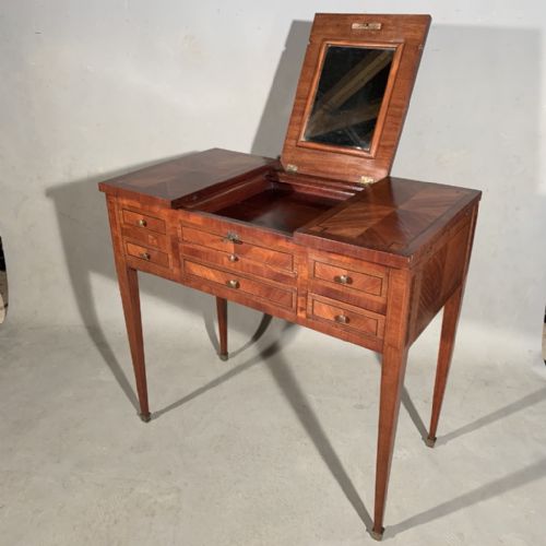 french louis xvi style hinged top dressing table - CATEGORY: ANTIQUE DRESSING TABLES - DATED 1920
