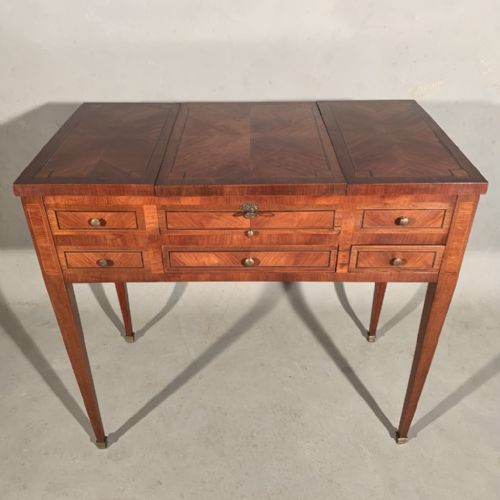 FRENCH LOUIS XVI STYLE HINGED TOP DRESSING TABLE - ADDITIONAL PHOTO 6