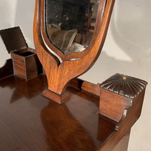 GEORGIAN BOW FRONTED DRESSING CABINET - ADDITIONAL PHOTO 3