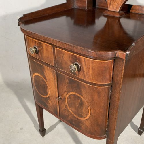 GEORGIAN BOW FRONTED DRESSING CABINET - ADDITIONAL PHOTO 4