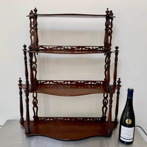 FINE SET OF FREESTANDING OR HANGING SHELVES IN MAHOGANY - ADDITIONAL PHOTO 1