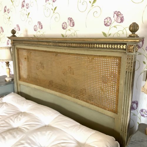 5' KINGSIZE FRENCH PAINT AND GILT CANE BED - ADDITIONAL PHOTO 5