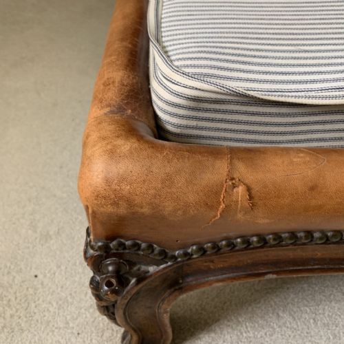 FRENCH LEATHER UPHOLSTERED BED WITH LOW END - ADDITIONAL PHOTO 9