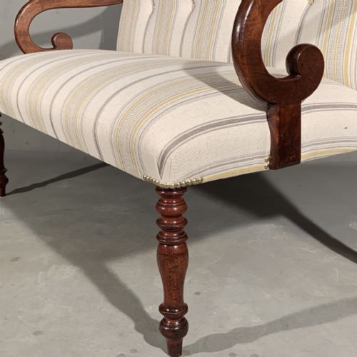 REGENCY 2 SEATER WINDOW SEAT - ADDITIONAL PHOTO 1