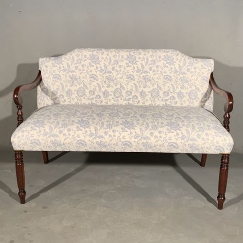 REGENCY 2 SEATER WINDOW SEAT - ADDITIONAL PHOTO 2