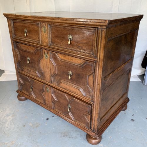 17th century oak geometric chest of drawers - CATEGORY: ANTIQUE CHEST OF DRAWERS - DATED 17TH CENTURY