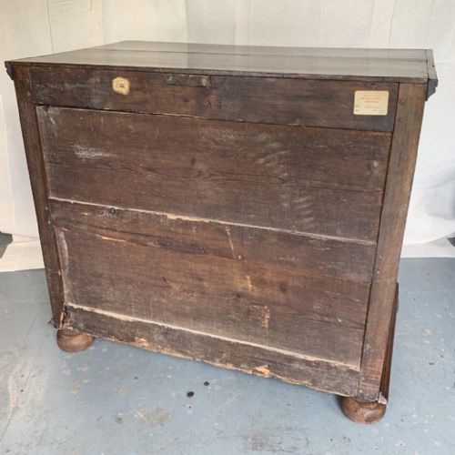 17TH CENTURY OAK GEOMETRIC CHEST OF DRAWERS - ADDITIONAL PHOTO 9