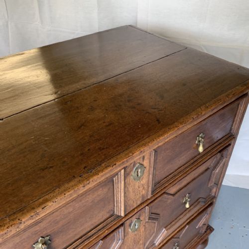 17TH CENTURY OAK GEOMETRIC CHEST OF DRAWERS - ADDITIONAL PHOTO 10
