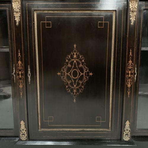QUALITY BLACK LACQUERED BREAKFRONT CREDENZA - ADDITIONAL PHOTO 1