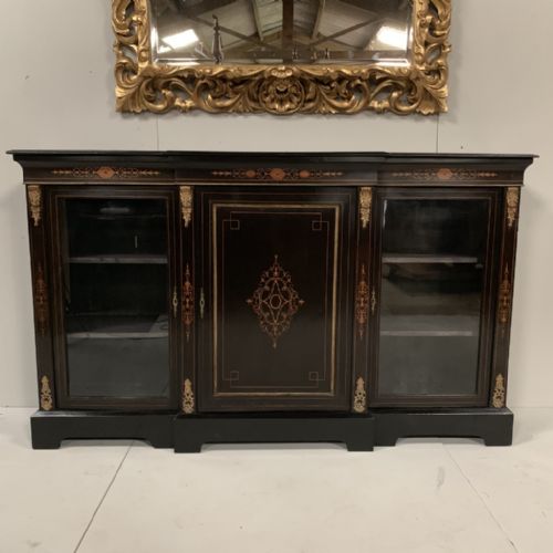 QUALITY BLACK LACQUERED BREAKFRONT CREDENZA - ADDITIONAL PHOTO 3