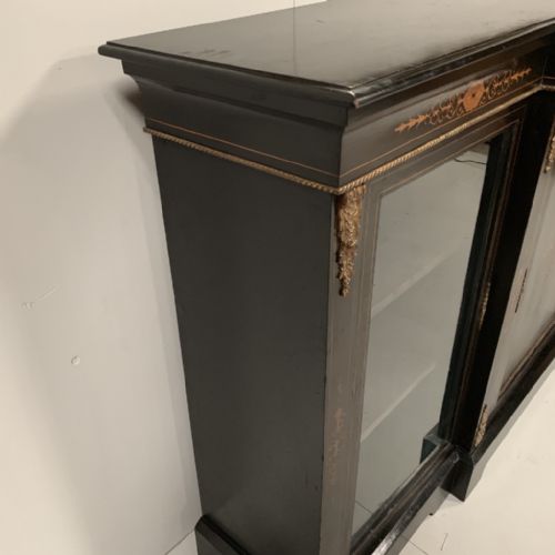 QUALITY BLACK LACQUERED BREAKFRONT CREDENZA - ADDITIONAL PHOTO 6