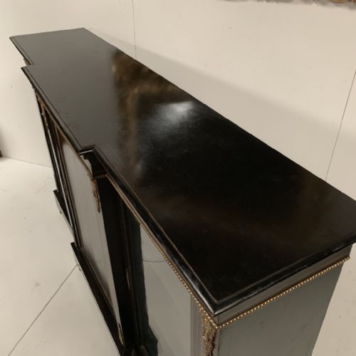 QUALITY BLACK LACQUERED BREAKFRONT CREDENZA - ADDITIONAL PHOTO 7