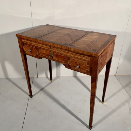 FRENCH DRESSING TABLE WITH HINGED MIRROR TOP - ADDITIONAL PHOTO 7