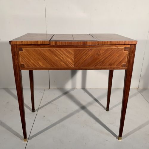 FRENCH DRESSING TABLE WITH HINGED MIRROR TOP - ADDITIONAL PHOTO 10