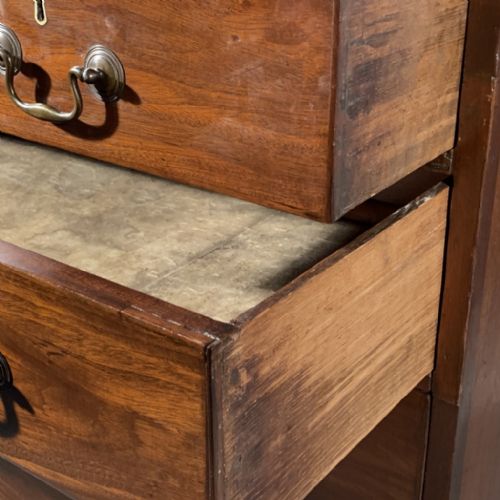 REGENCY 2 OVER 3 SMALL CHEST OF DRAWERS - ADDITIONAL PHOTO 3