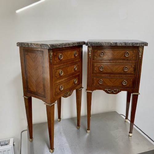 fine pair of french rosewood inlaid lamp tables - CATEGORY: ANTIQUE CABINETS - DATED 1920