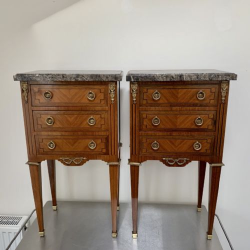 FINE PAIR OF FRENCH ROSEWOOD INLAID LAMP TABLES - ADDITIONAL PHOTO 1