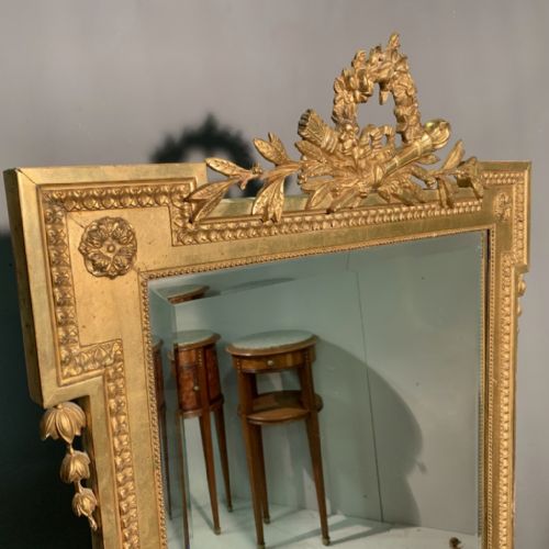 FRENCH GILT MIRROR WITH TORCH AND GARLAND - ADDITIONAL PHOTO 4