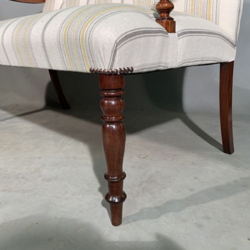 REGENCY 2 SEATER SALON SEAT WITH NEW LINEN STRIPE - ADDITIONAL PHOTO 4