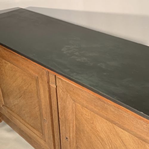 EARLY C19TH FRENCH OAK EMPIRE SIDEBOARD WITH SLATE TOP - ADDITIONAL PHOTO 3